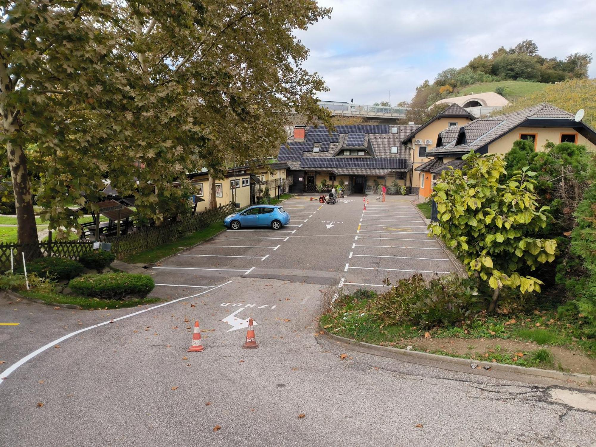 Crni Baron Pension Black Baron Maribor Exterior photo